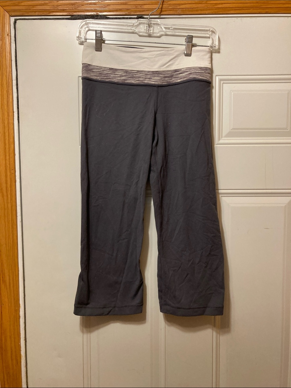 Lululemon Cropped Yoga Pants in Dark Gray with Cream Waistband 4